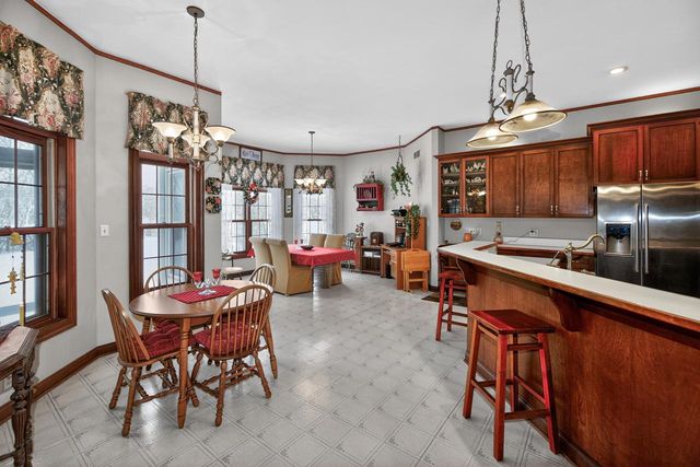 2075 Parkwood COURT, Grafton, WI 53024