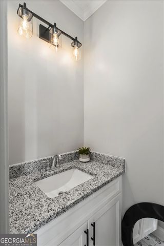 323 S Madison Avenue, Monroe, GA 30655