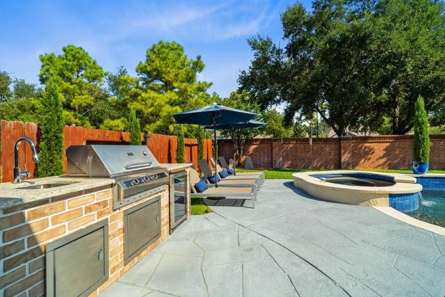 19214 Noah Arbor Lane, Houston, TX 77094