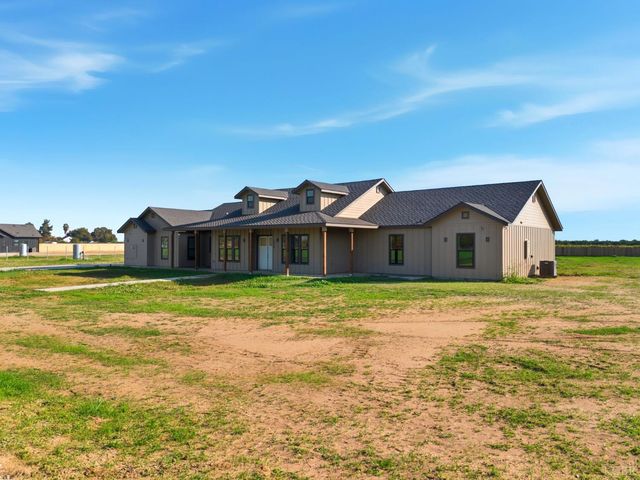 605 S Anderson B Road, Exeter, CA 93221