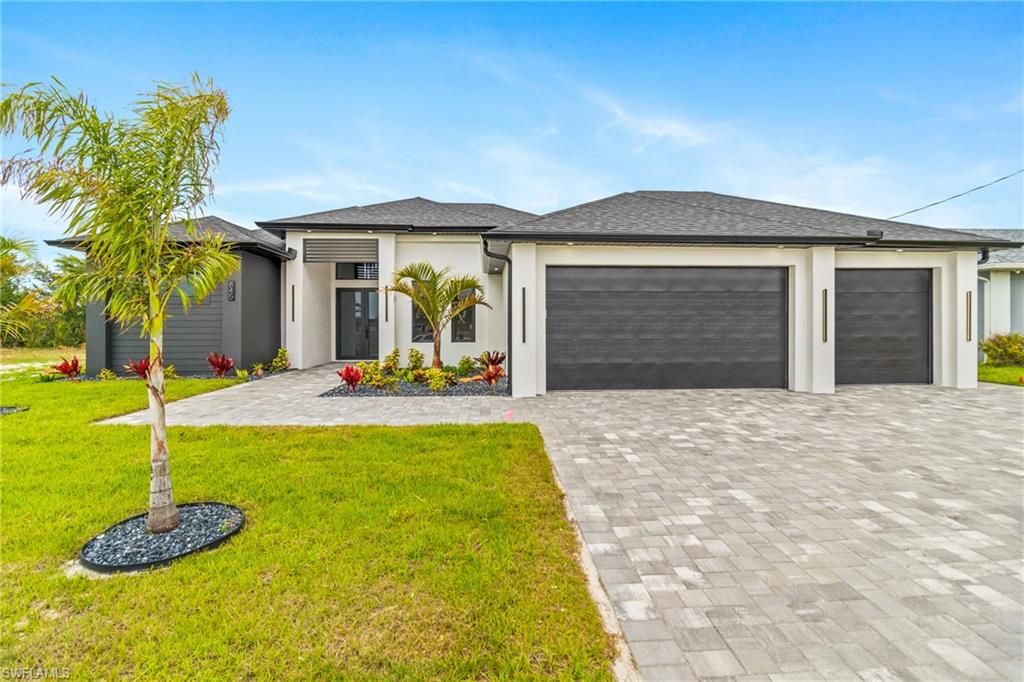 845 SW 15th TER, Cape Coral, FL 33991