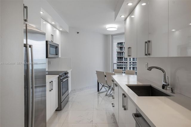 16425 Collins Ave 2215, Sunny Isles Beach, FL 33160