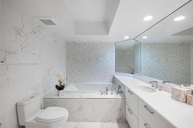 16425 Collins Ave 2215, Sunny Isles Beach, FL 33160