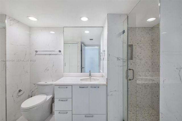 16425 Collins Ave 2215, Sunny Isles Beach, FL 33160