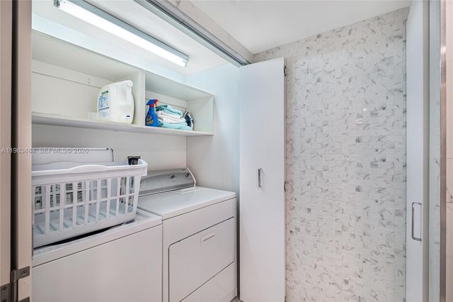 16425 Collins Ave 2215, Sunny Isles Beach, FL 33160