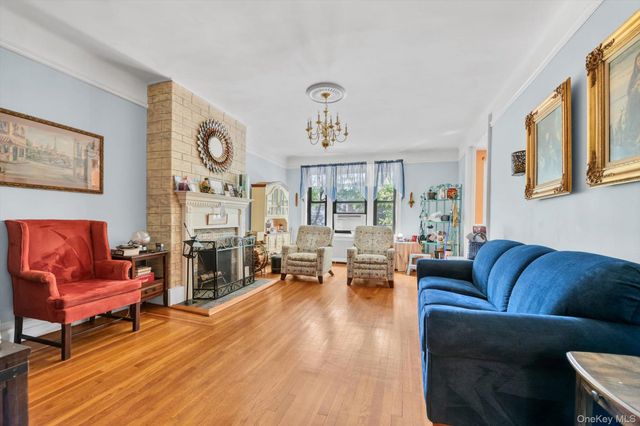 240 Bronxville Road C1, Bronxville, NY 10708