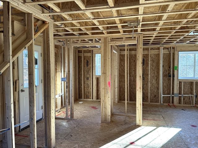 1234 State Rd 2, Plymouth, MA 02360