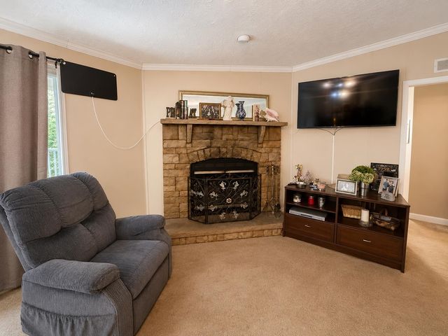 96 Private drive 8334, Chesapeake, OH 45619