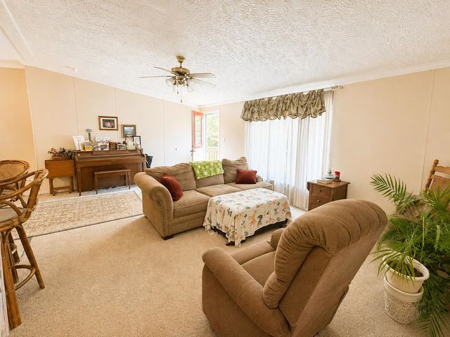 96 Private drive 8334, Chesapeake, OH 45619