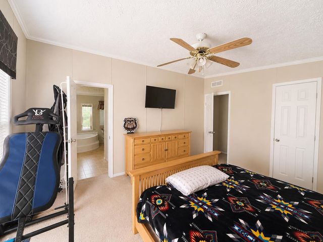 96 Private drive 8334, Chesapeake, OH 45619