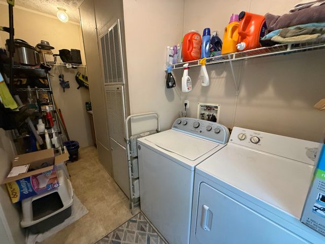 96 Private drive 8334, Chesapeake, OH 45619
