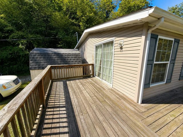 96 Private drive 8334, Chesapeake, OH 45619