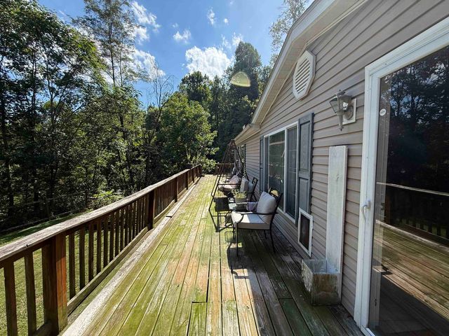 96 Private drive 8334, Chesapeake, OH 45619