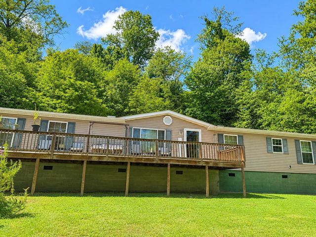 96 Private drive 8334, Chesapeake, OH 45619