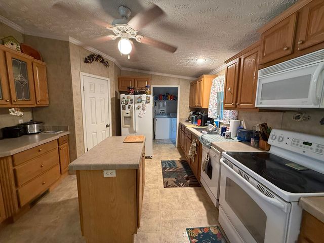 96 Private drive 8334, Chesapeake, OH 45619