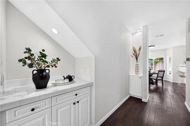 2825 Plaza Del Amo 102, Torrance, CA 90503