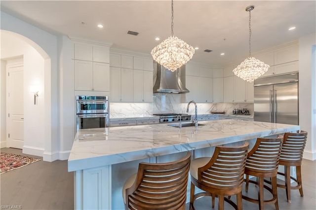 16366 CORSICA WAY 201, Naples, FL 34110