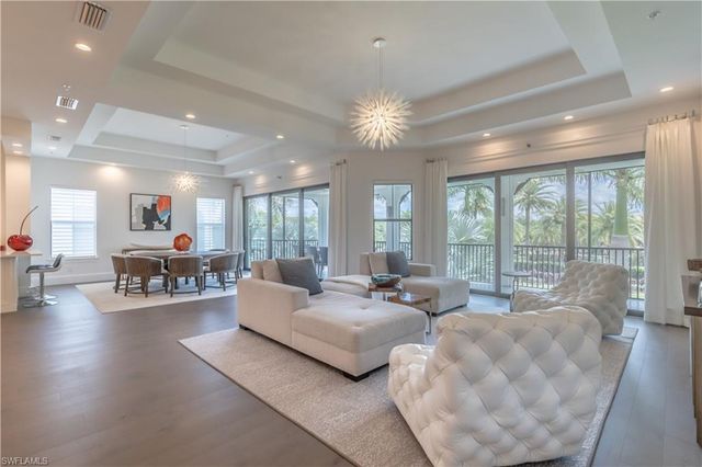 16366 CORSICA WAY 201, Naples, FL 34110