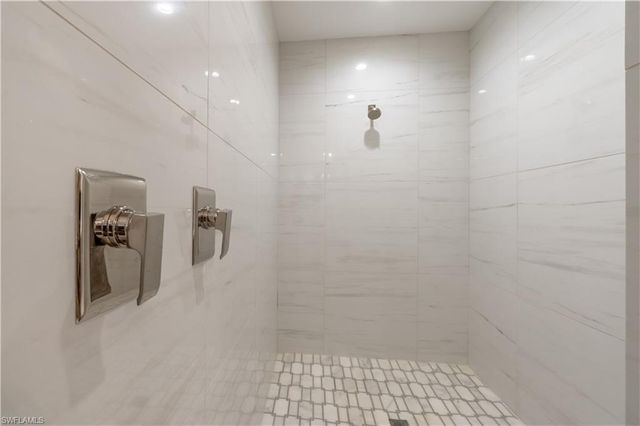 16366 CORSICA WAY 201, Naples, FL 34110