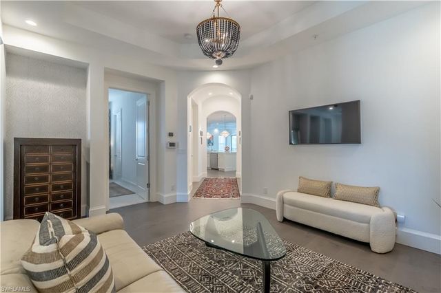 16366 CORSICA WAY 201, Naples, FL 34110