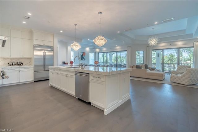 16366 CORSICA WAY 201, Naples, FL 34110