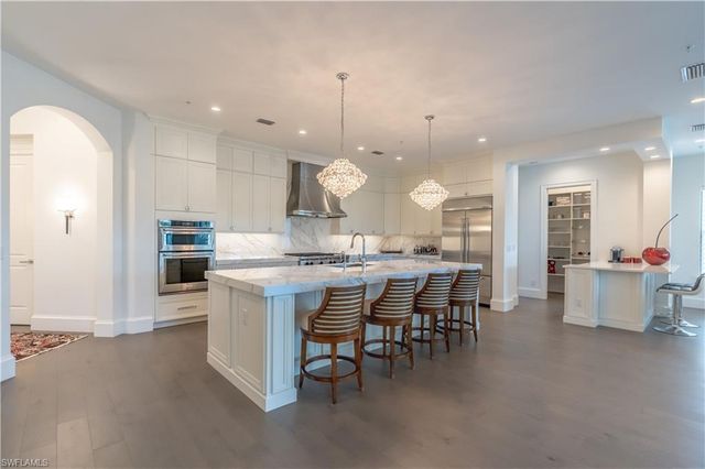 16366 CORSICA WAY 201, Naples, FL 34110