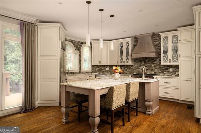 9810 Rod Road, Johns Creek, GA 30022