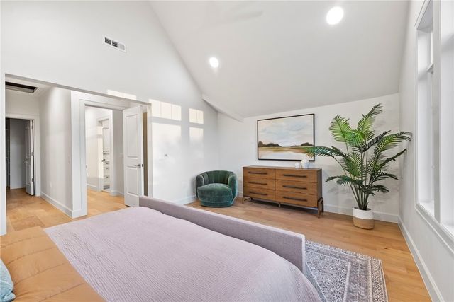 426 SE C Street, Bentonville, AR 72712