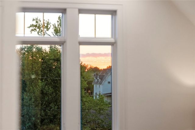 426 SE C Street, Bentonville, AR 72712