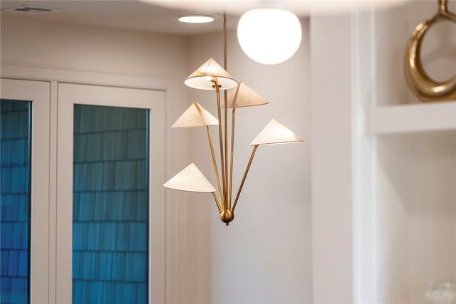 426 SE C Street, Bentonville, AR 72712