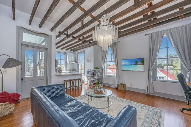 20 Limehouse Street D, Charleston, SC 29401