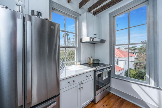 20 Limehouse Street D, Charleston, SC 29401