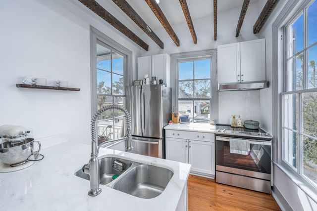 20 Limehouse Street D, Charleston, SC 29401