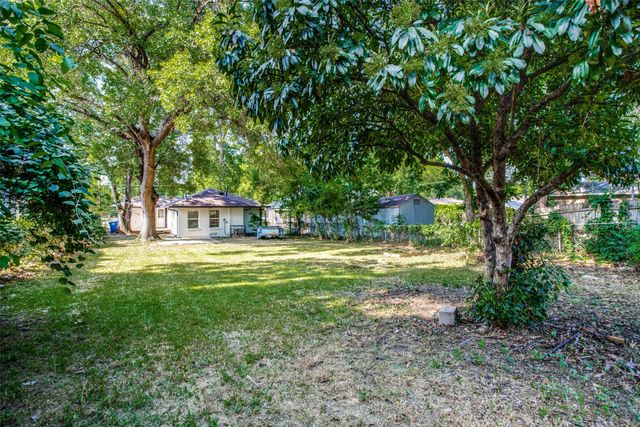 3564 Virginia Boulevard, Dallas, TX 75211