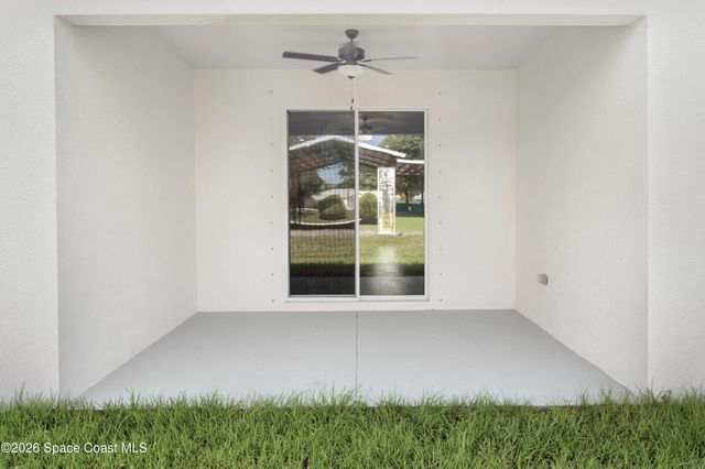 759 Americana Boulevard NW, Palm Bay, FL 32907