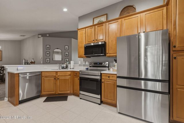 6744 WHITE BLOSSOM Circle 36D, Jacksonville, FL 32258
