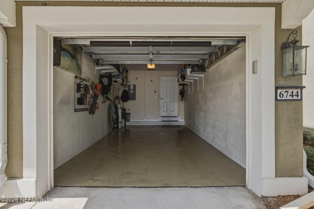 6744 WHITE BLOSSOM Circle 36D, Jacksonville, FL 32258
