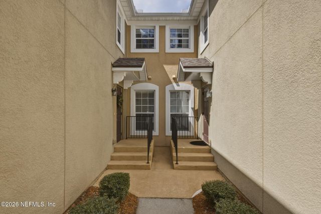 6744 WHITE BLOSSOM Circle 36D, Jacksonville, FL 32258