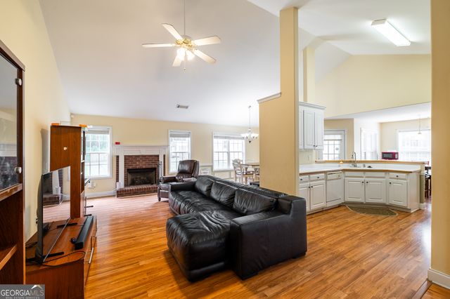 416 Camden Drive, Winder, GA 30680