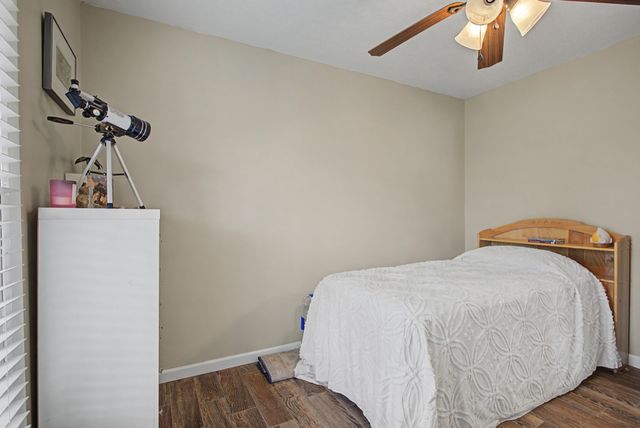 2636 Owens Dr, Santa Fe, TN 38482