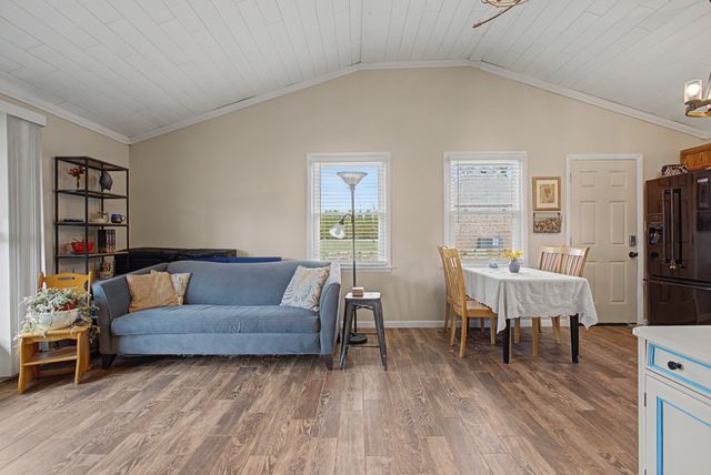 2636 Owens Dr, Santa Fe, TN 38482