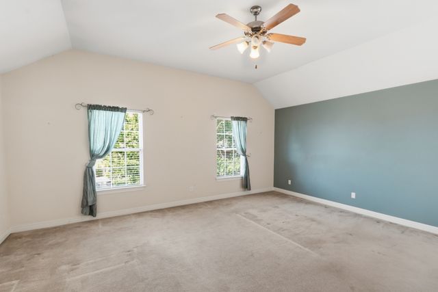 6896 Bridgewater Dr, Nashville, TN 37221