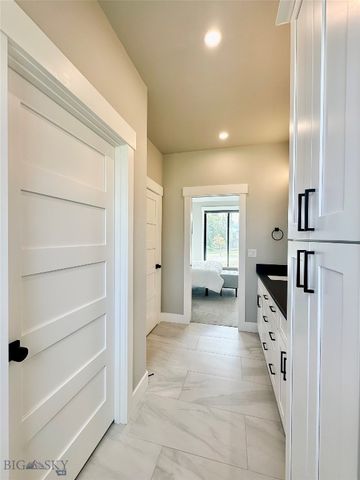 42 Hilgard Peak Court, Bozeman, MT 59718