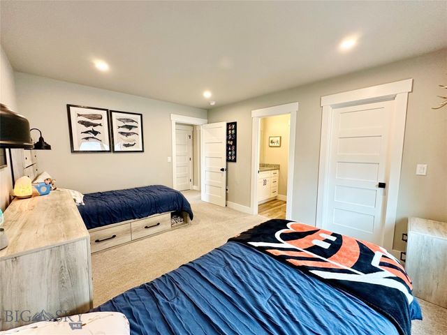 42 Hilgard Peak Court, Bozeman, MT 59718