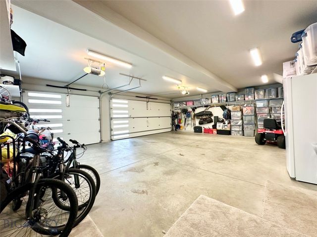 42 Hilgard Peak Court, Bozeman, MT 59718