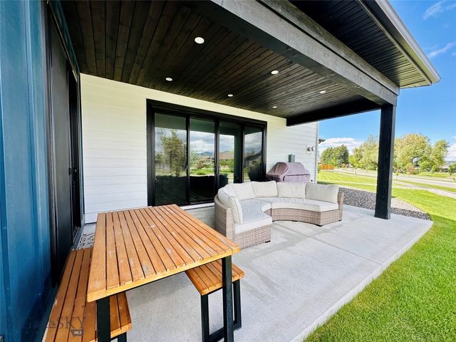 42 Hilgard Peak Court, Bozeman, MT 59718