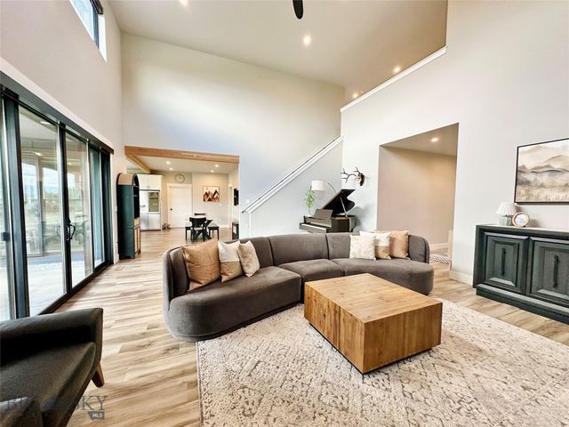 42 Hilgard Peak Court, Bozeman, MT 59718