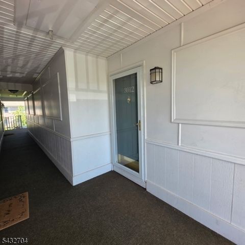 3012 Doolittle Dr, Bridgewater Twp., NJ 08807