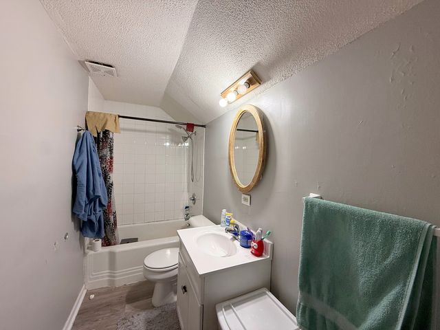 1125 37th Street, Rock Island, IL 61201