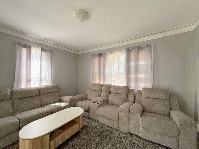 1125 37th Street, Rock Island, IL 61201